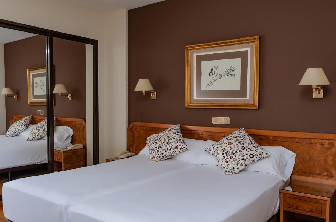 Hotel Don Carmelo Ávila Ngoại thất bức ảnh